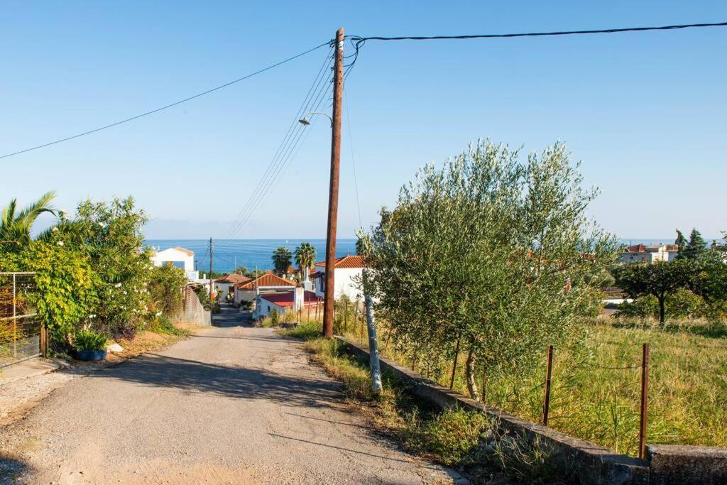 Όμορφο Παραθασυγκρότημα Ενοικιαζόμενων Καταλυμάτων Ως Ολόκληρος Χώρος - Chrani, Ελλάδαλάσσιο Διαμέρισμα Esterno foto